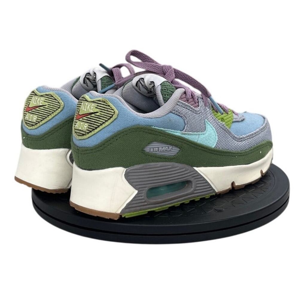 Boys Nike Air Max 90 SE DM0036-400 Suede Athletic Sneaker Shoes SZ 3Y Green - Picture 4 of 6